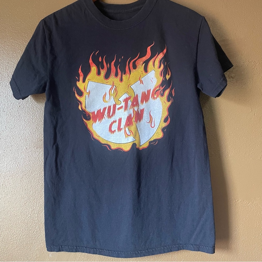 Wu Tang Clan Flamin’ Hot Short-sleeve Graphic Tee /Size Small